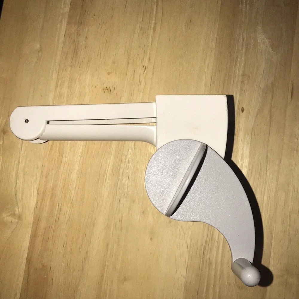 The Pampered Chef Rotary Cheese Grater Coarse Barrel Nut‎ Right or Left Hand